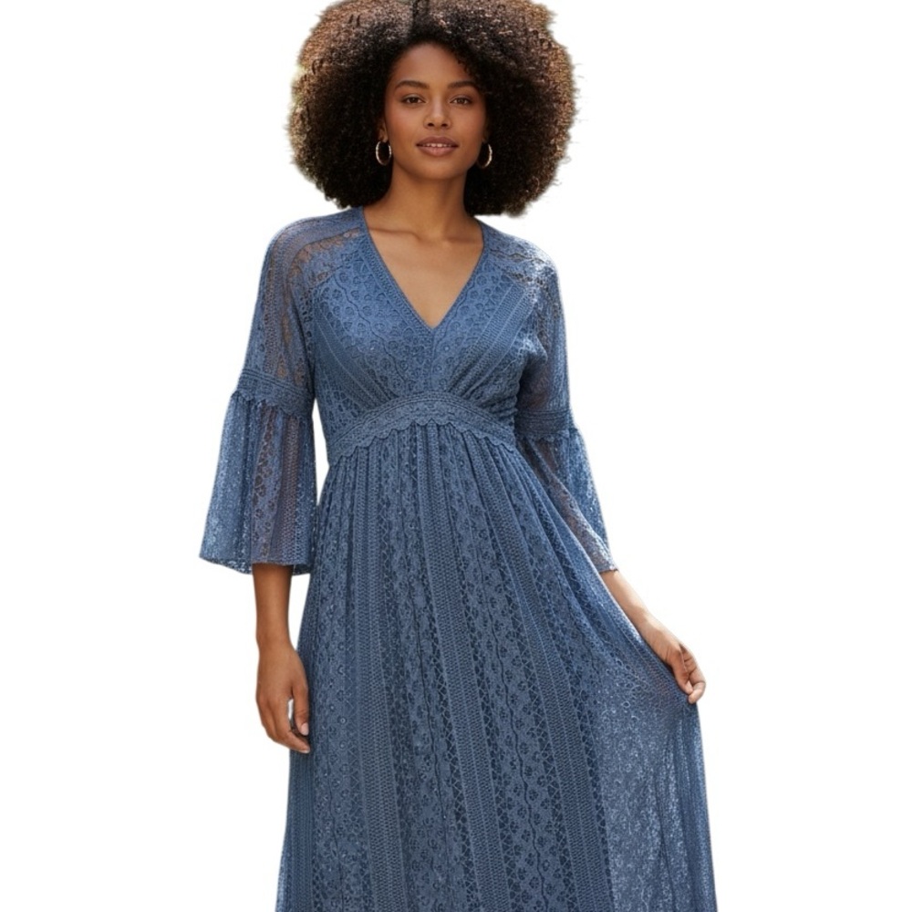Chic Blue Lace Long Sleeve Dress